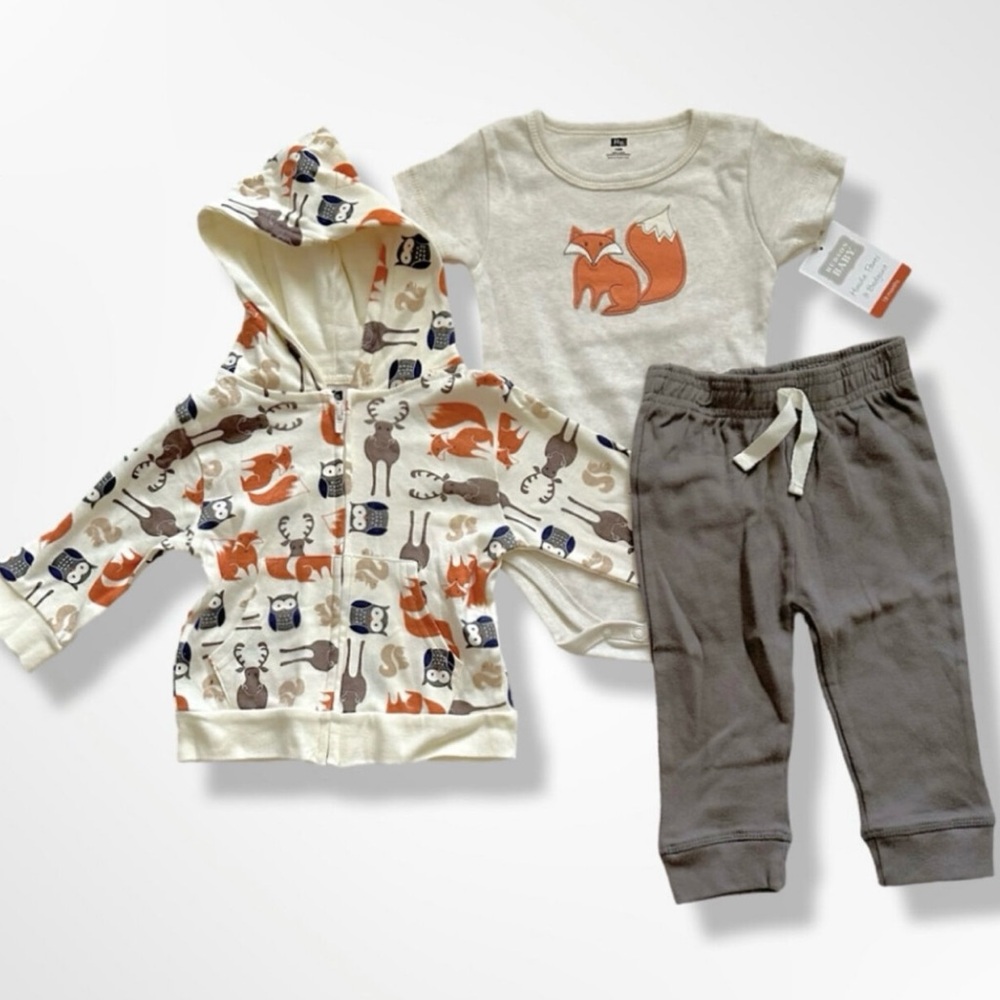 NWT Fox-themed Outfif